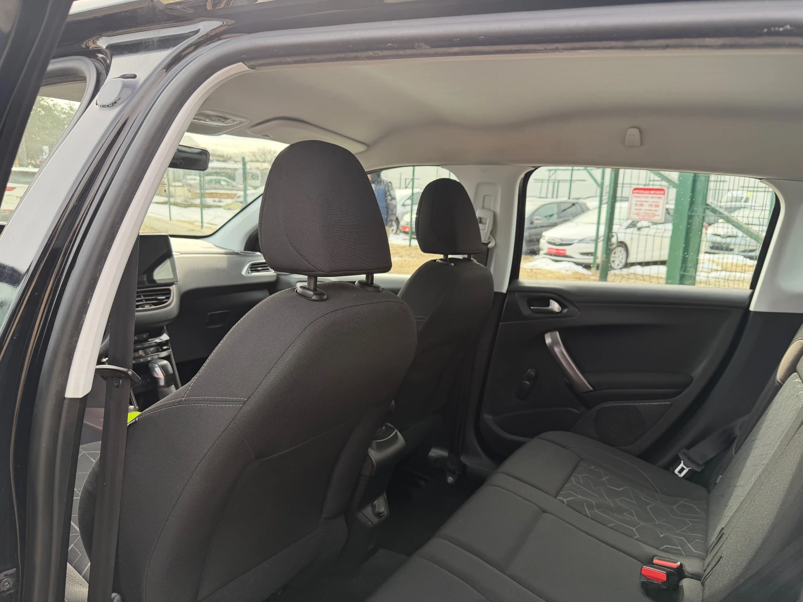 Peugeot 2008 1.4 HDi/68p.s.Navi!!! | Mobile.bg � ����������� 11