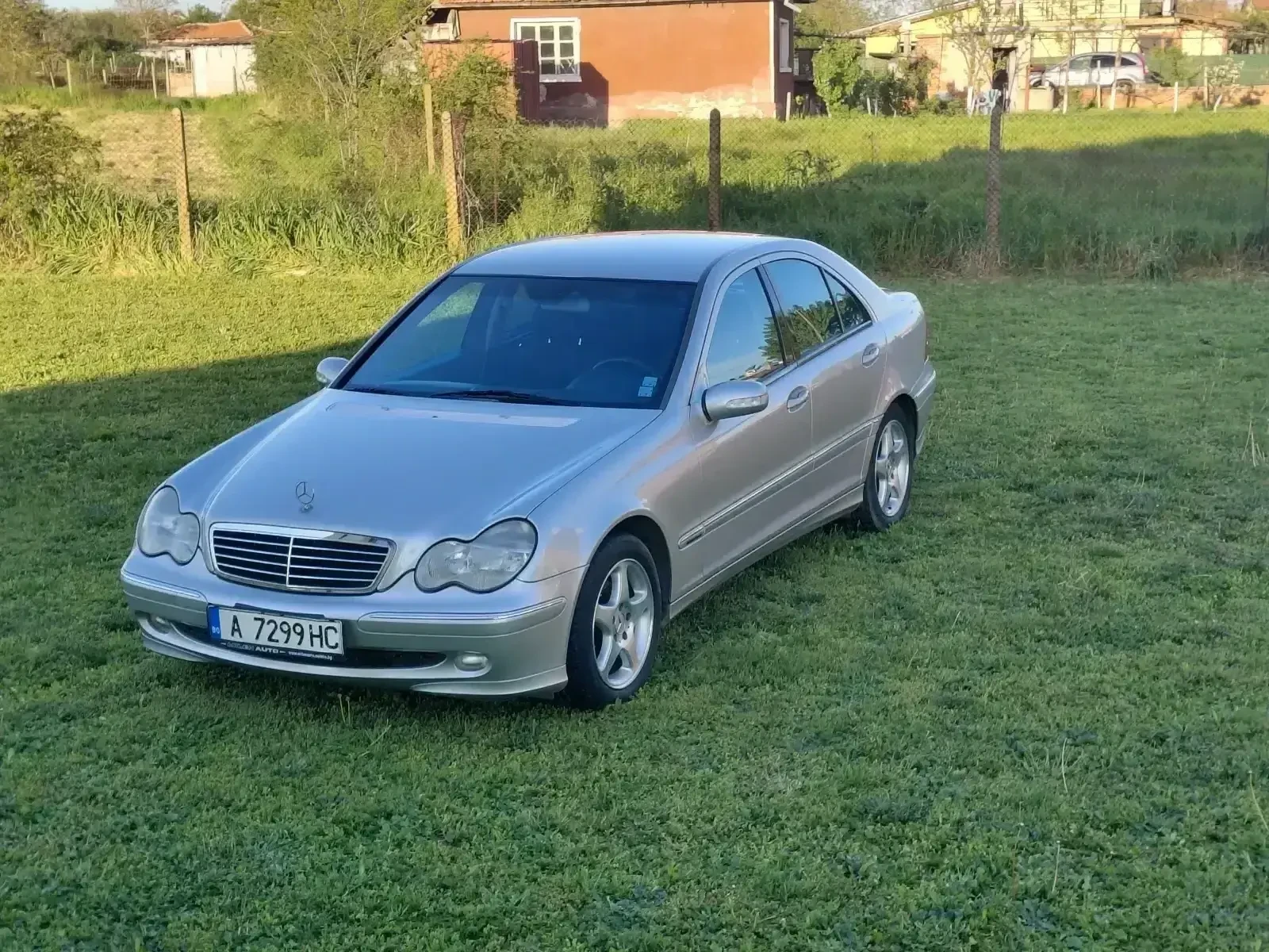 Mercedes-Benz C 180