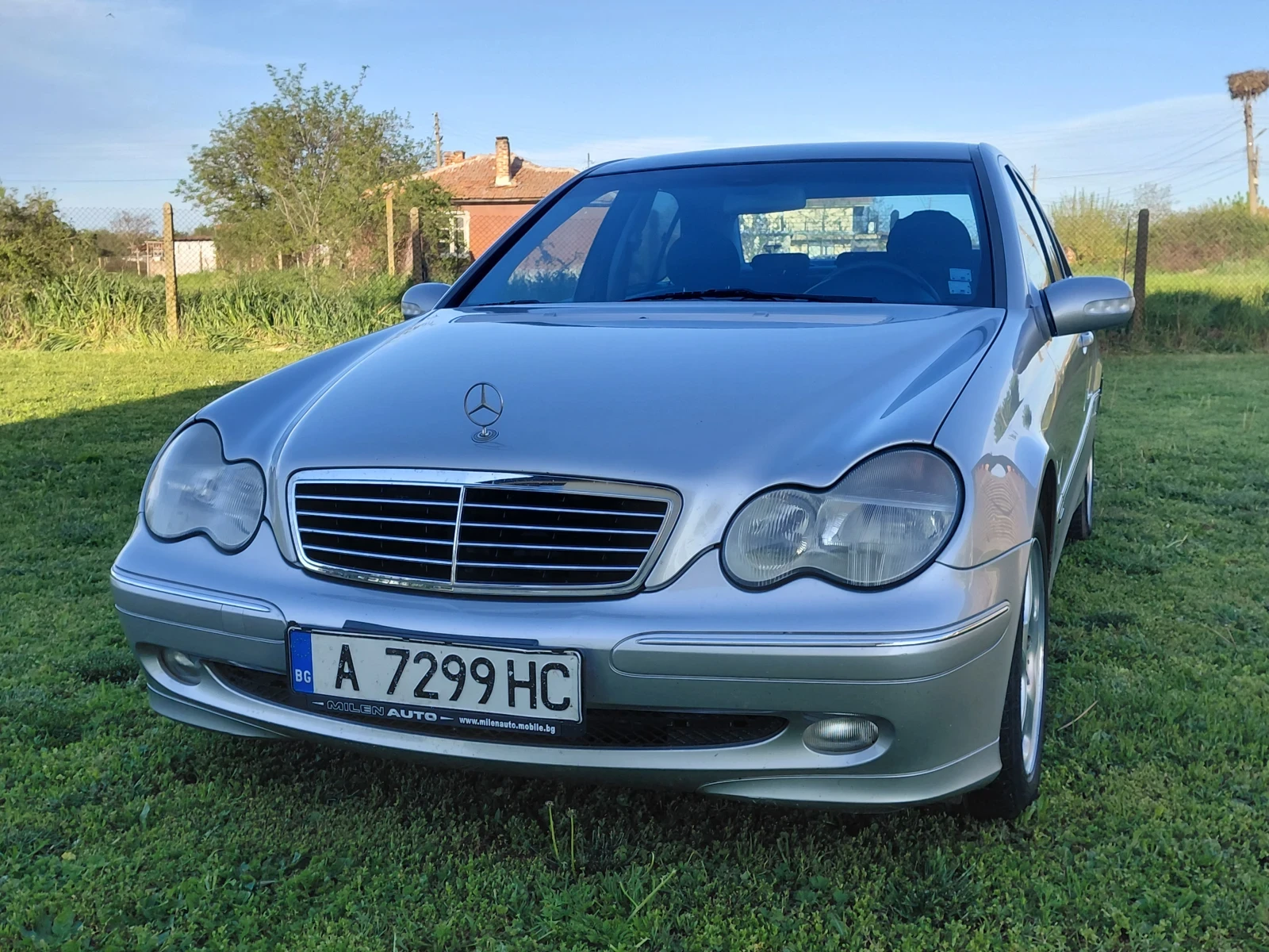 Mercedes-Benz C 180, снимка 5 - Автомобили и джипове - 54346231
