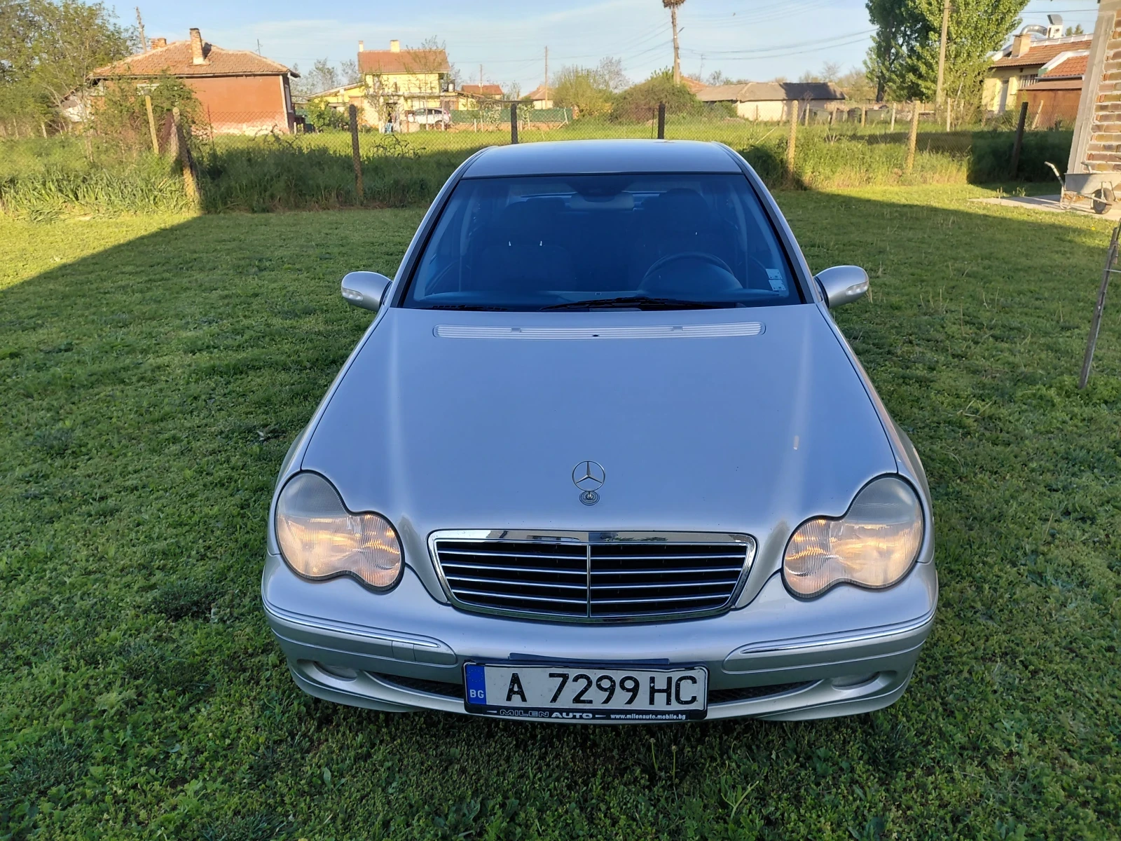 Mercedes-Benz C 180, снимка 14 - Автомобили и джипове - 54346231