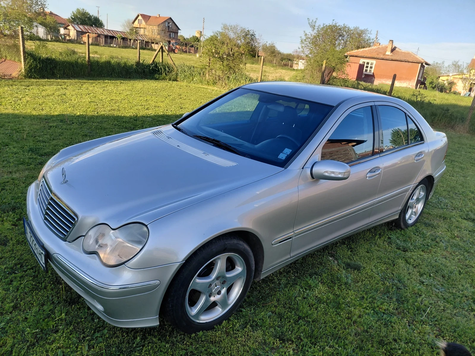 Mercedes-Benz C 180, снимка 13 - Автомобили и джипове - 54346231