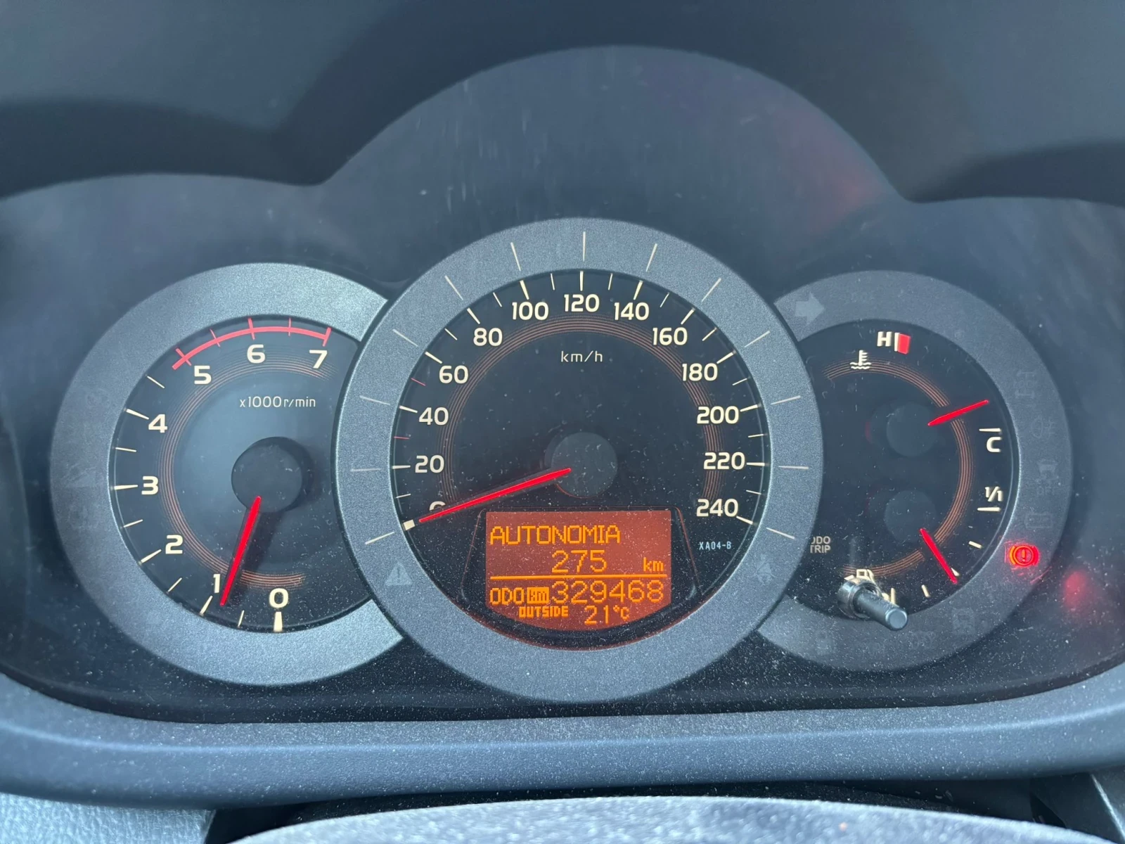 Toyota Rav4 2.2 d 150 к.с. ВСИЧКИ ЕКСТРИ, снимка 9 - Автомобили и джипове - 54346400