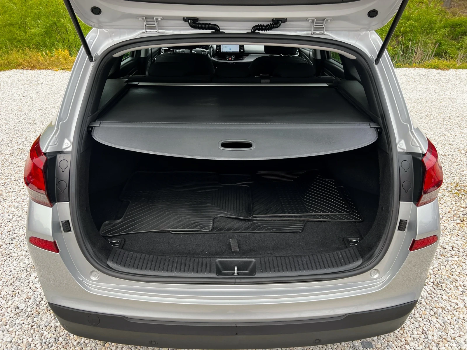 Hyundai I30 1.4T 140PS. 177000KM/NAVI/CAMERA, снимка 15 - Автомобили и джипове - 54358395