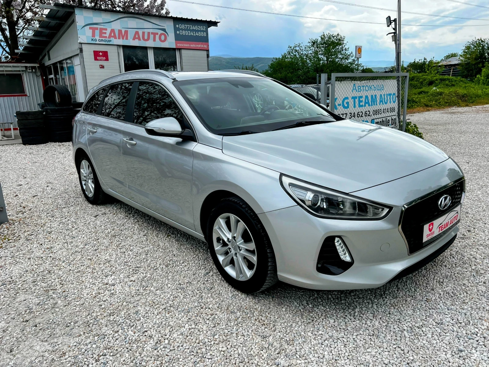 Hyundai I30 1.4T 140PS. 177000KM/NAVI/CAMERA, снимка 4 - Автомобили и джипове - 54358395