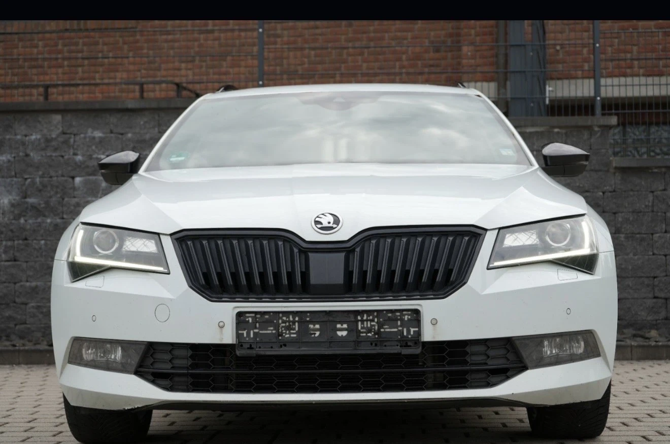 Skoda Superb 2.0TDI* 190* SPORTLINE* DSG* 4X4* , снимка 2 - Автомобили и джипове - 54530743