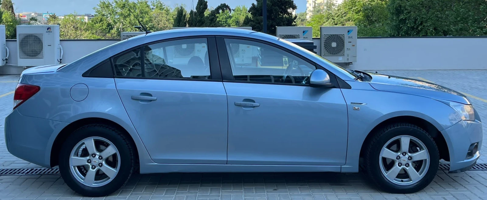 Chevrolet Cruze 1.6I/ГАЗ/БЕНЗИН, снимка 6 - Автомобили и джипове - 54645272
