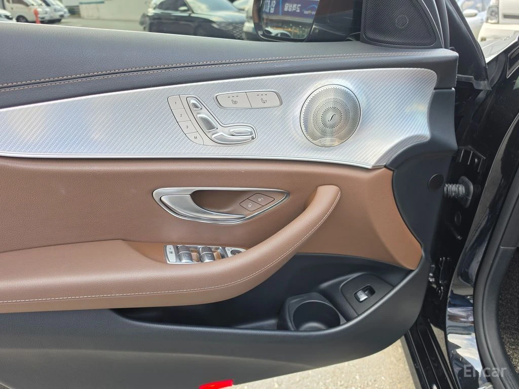 Mercedes-Benz E 350 4MATIC* ПОДГРЕВ* ОБДУХВАНЕ* ХЕДЪП* 360КАМЕРА* , снимка 5 - Автомобили и джипове - 54916120