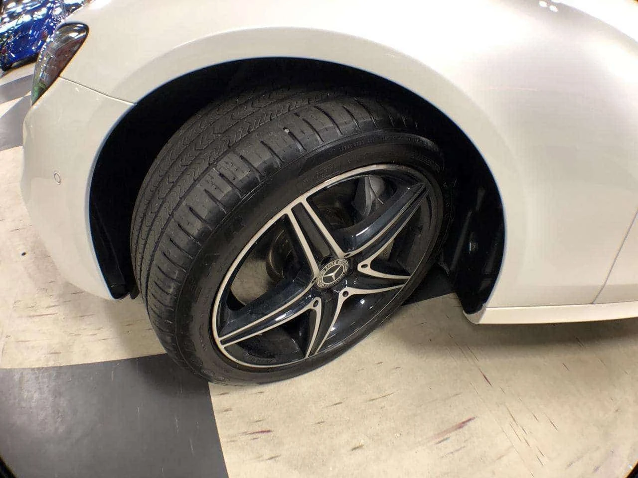 Mercedes-Benz E 350 * AMG PKG 4MATIC LEATHER PAN/ROOF NAVI CAMERA * CA | Mobile.bg � ����������� 14