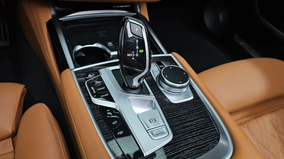 BMW 740 D * M SPORT * ��������� * ��������� * HEAD UP *  | Mobile.bg � ����������� 9