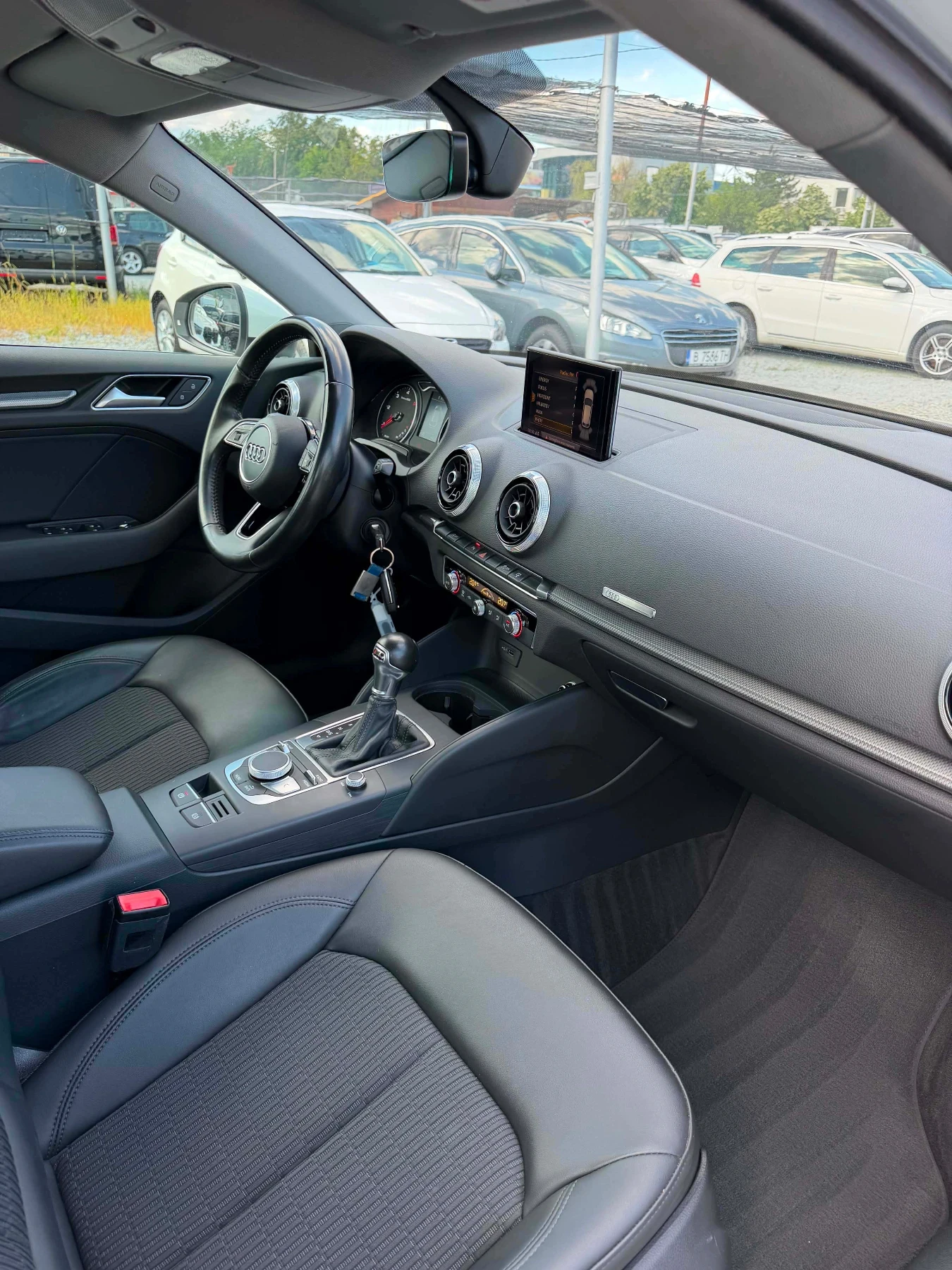 Audi A3 1.6 TDI s.tronic, снимка 10 - Автомобили и джипове - 55429917