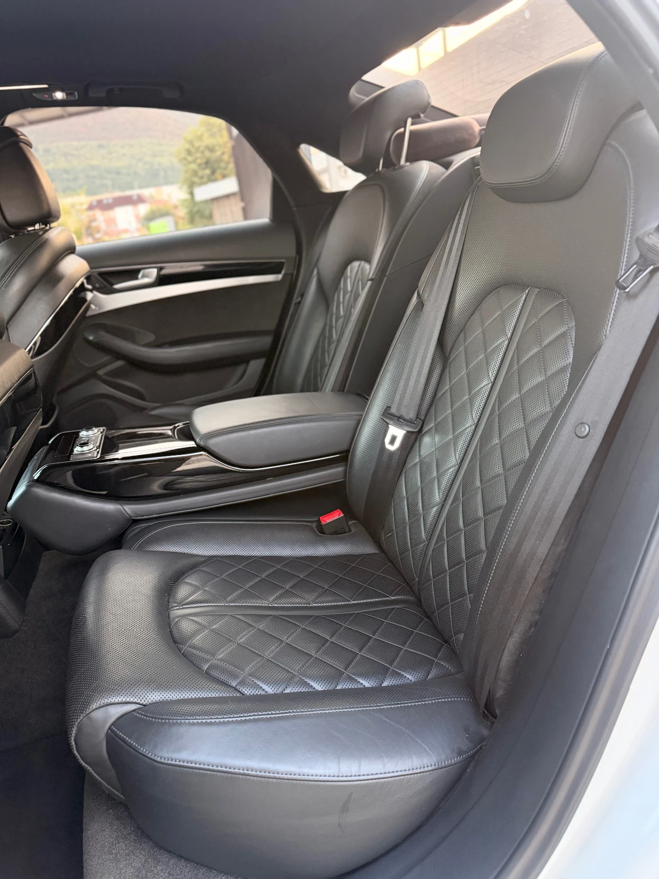 Audi A8 Audi A8 4.2 TDI, снимка 15 - Автомобили и джипове - 56134189