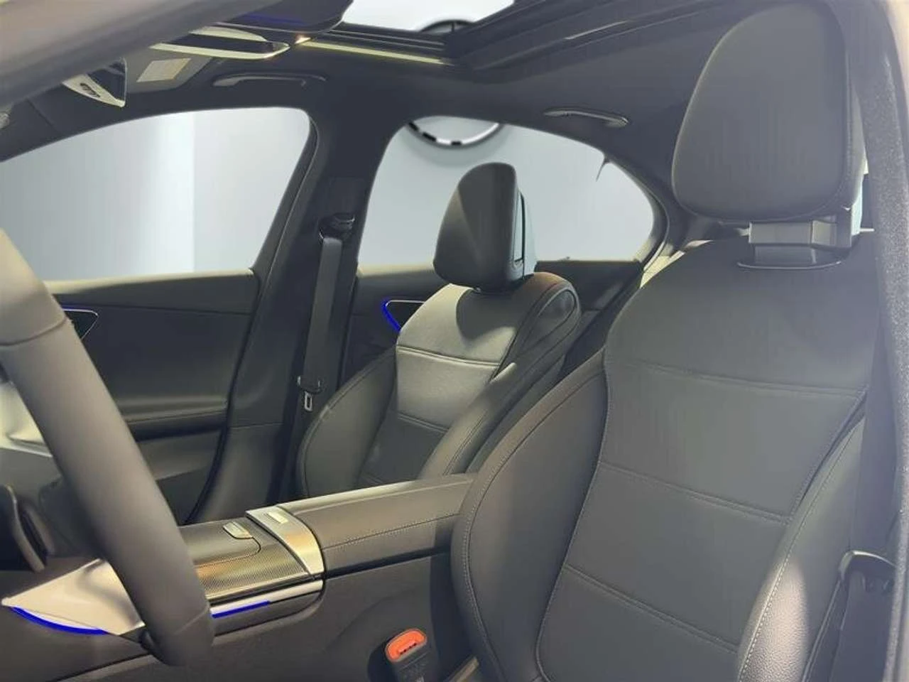 Mercedes-Benz C 300 4matic Sedan Demo - Finance from $392 BW + Tax | Mobile.bg � ����������� 13