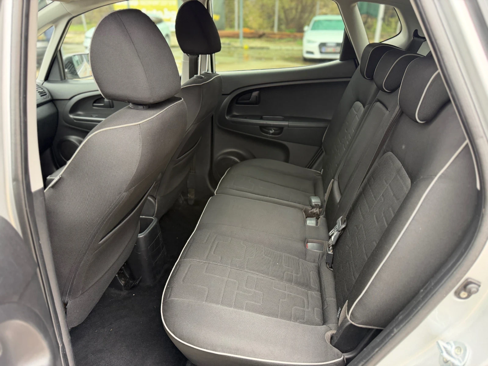 Kia Venga ���� 5 | Mobile.bg � ����������� 9