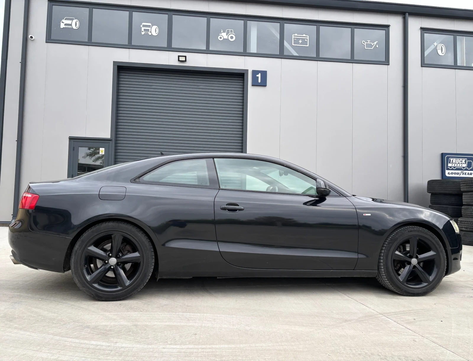 Audi A5, снимка 3 - Автомобили и джипове - 56551859