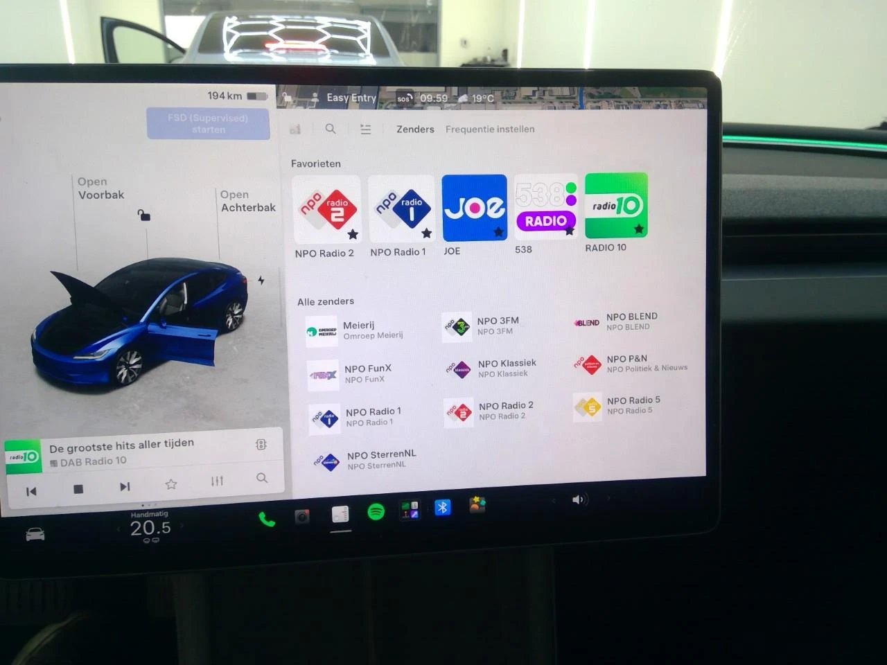 Tesla Model 3 Standart Range Leather LED Navi Camera Pano 93.2%, снимка 10 - Автомобили и джипове - 56651859