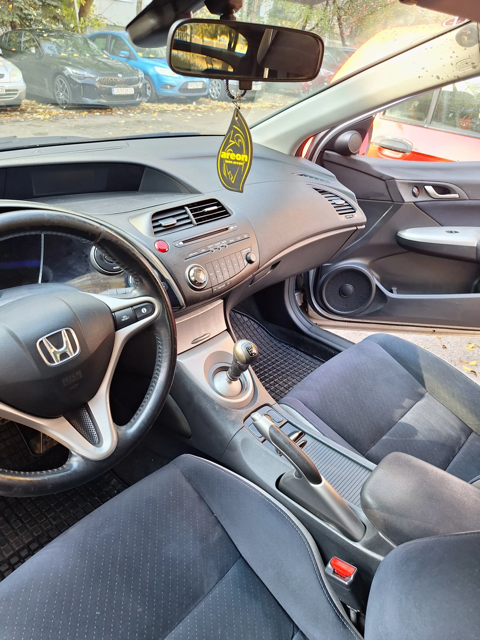 Honda Civic 1.4, снимка 8 - Автомобили и джипове - 56661017