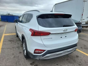 Hyundai Santa fe  Essential/ПОДГРЕВ/CARFAX/ФИНАНСИРАНЕ, снимка 4