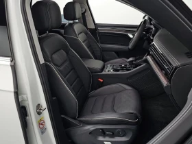 VW Touareg 3.0 Automatic КРАЙНА ЦЕНА: 59310 EUR, снимка 11