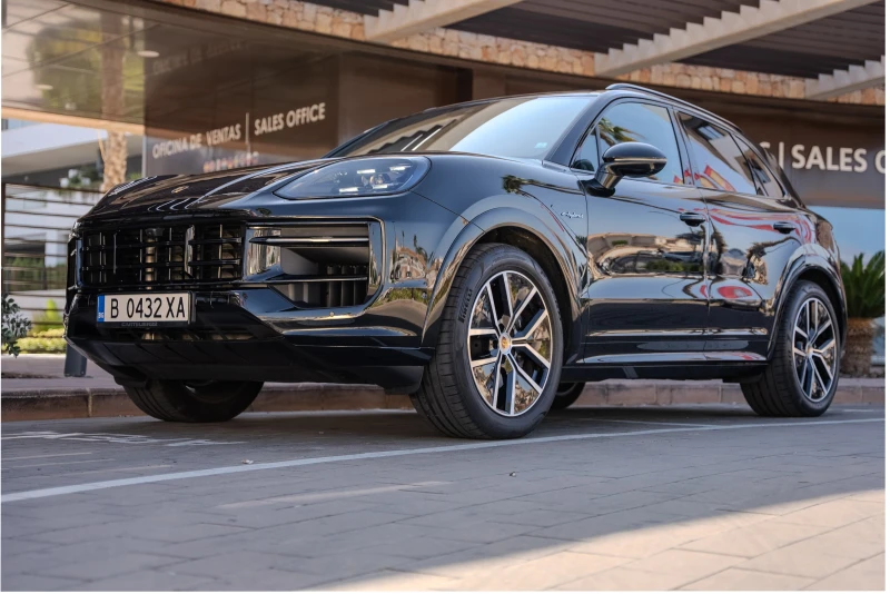 Porsche Cayenne e hybrid, снимка 1 - Автомобили и джипове - 47699218