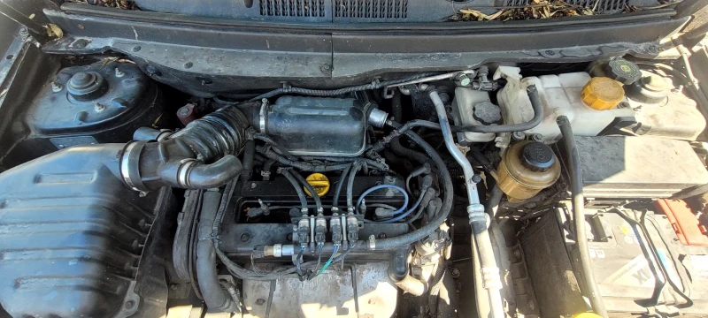 Chevrolet Captiva 2.4 gas, снимка 8 - Автомобили и джипове - 52317330