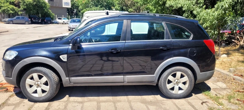 Chevrolet Captiva 2.4 gas, снимка 2 - Автомобили и джипове - 52317330