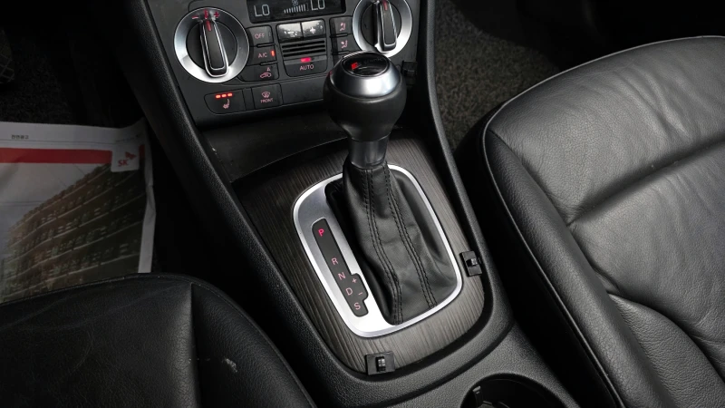 Audi Q3 2.0TDI QUATTRO DYNAMIC autogeorge.com, снимка 8 - Автомобили и джипове - 52287332