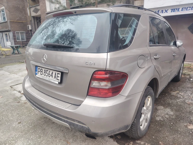 Mercedes-Benz ML 320, снимка 5 - Автомобили и джипове - 52650041