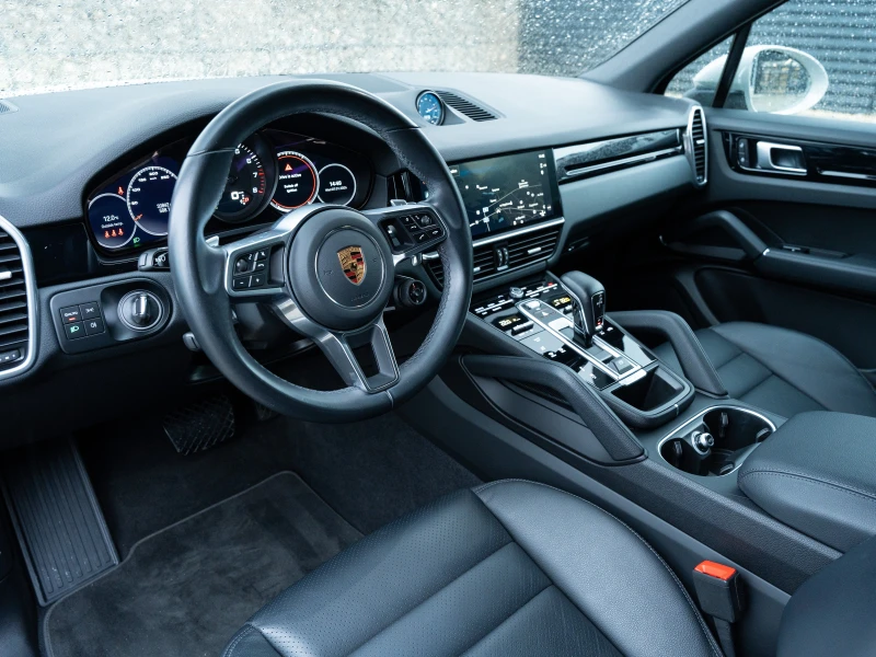 Porsche Cayenne, снимка 7 - Автомобили и джипове - 53089450