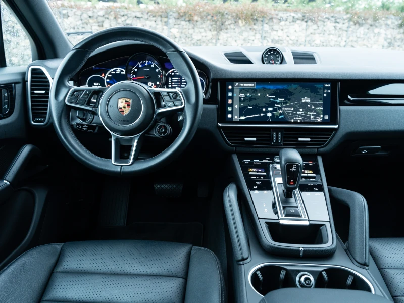 Porsche Cayenne, снимка 9 - Автомобили и джипове - 53089450