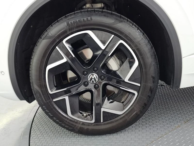 VW Touareg 3.0 Automatic КРАЙНА ЦЕНА: 59310 EUR, снимка 5 - Автомобили и джипове - 55966886