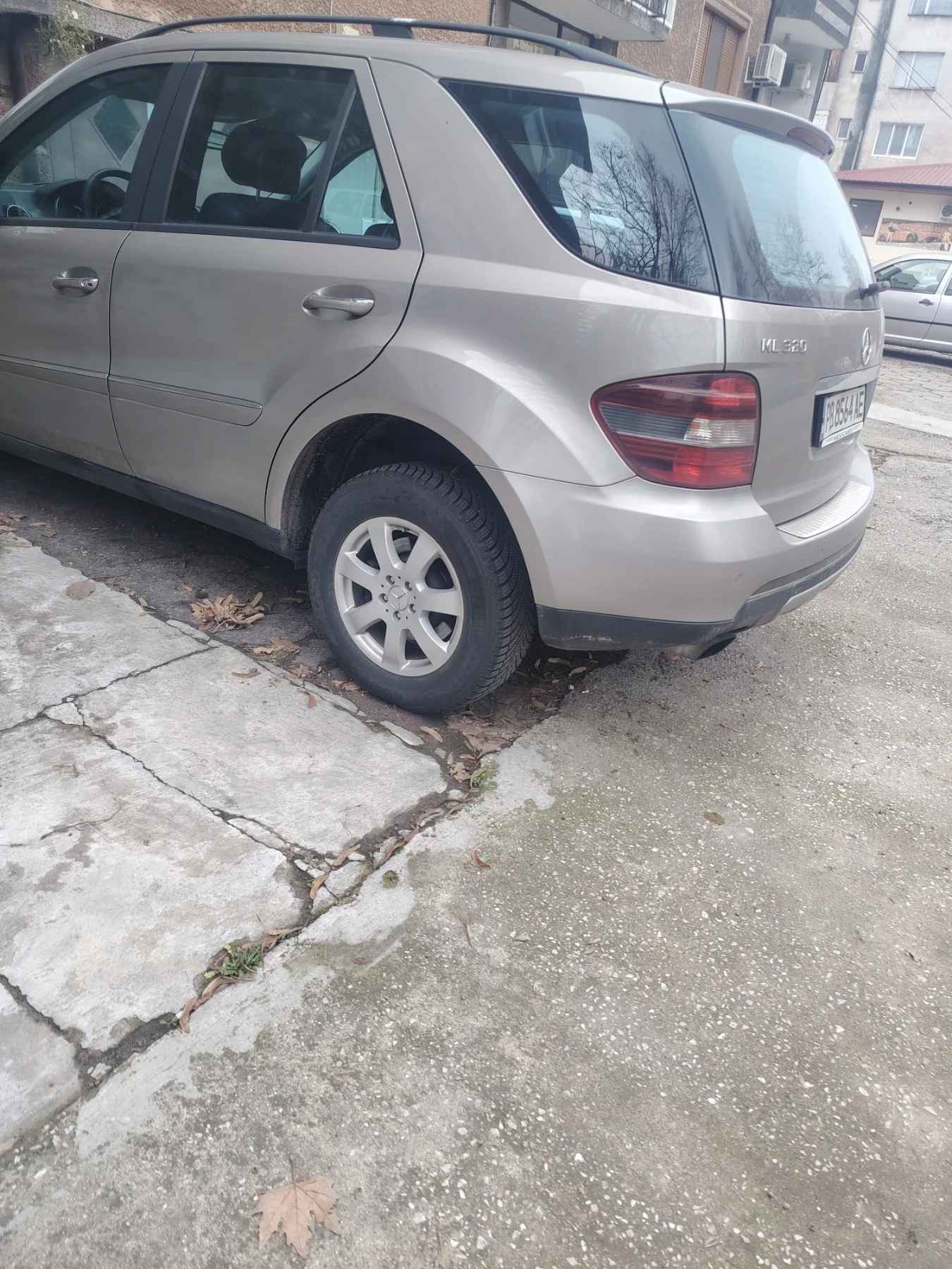 Mercedes-Benz ML 320  - изображение 2