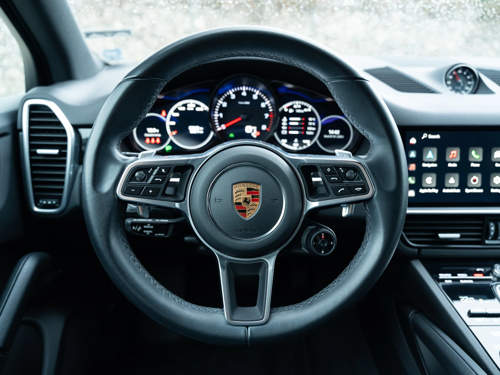 Porsche Cayenne  - изображение 10