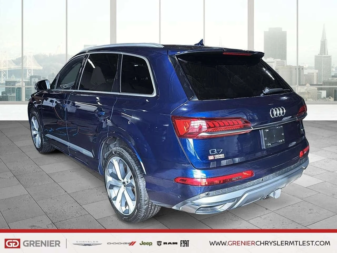 Audi Q7 Progressiv 360 CARFAX, снимка 4 - Автомобили и джипове - 54107681