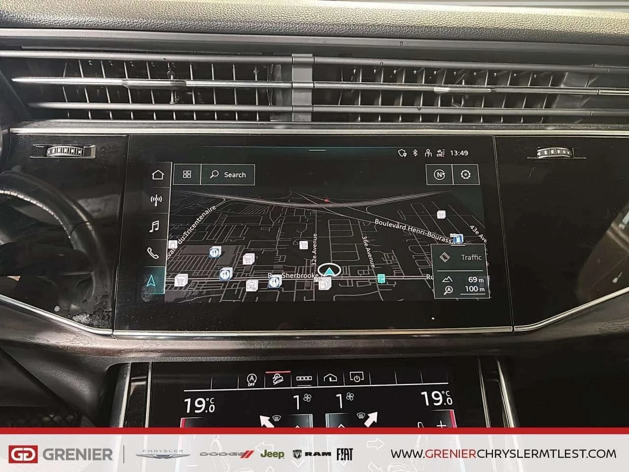 Audi Q7 Progressiv 360 CARFAX, снимка 16 - Автомобили и джипове - 54107681