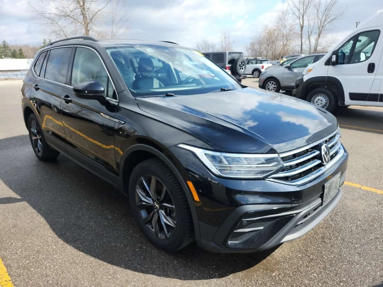 VW Tiguan * 4motion Comfortline * ДВА КЛЮЧА* , снимка 2 - Автомобили и джипове - 54265770