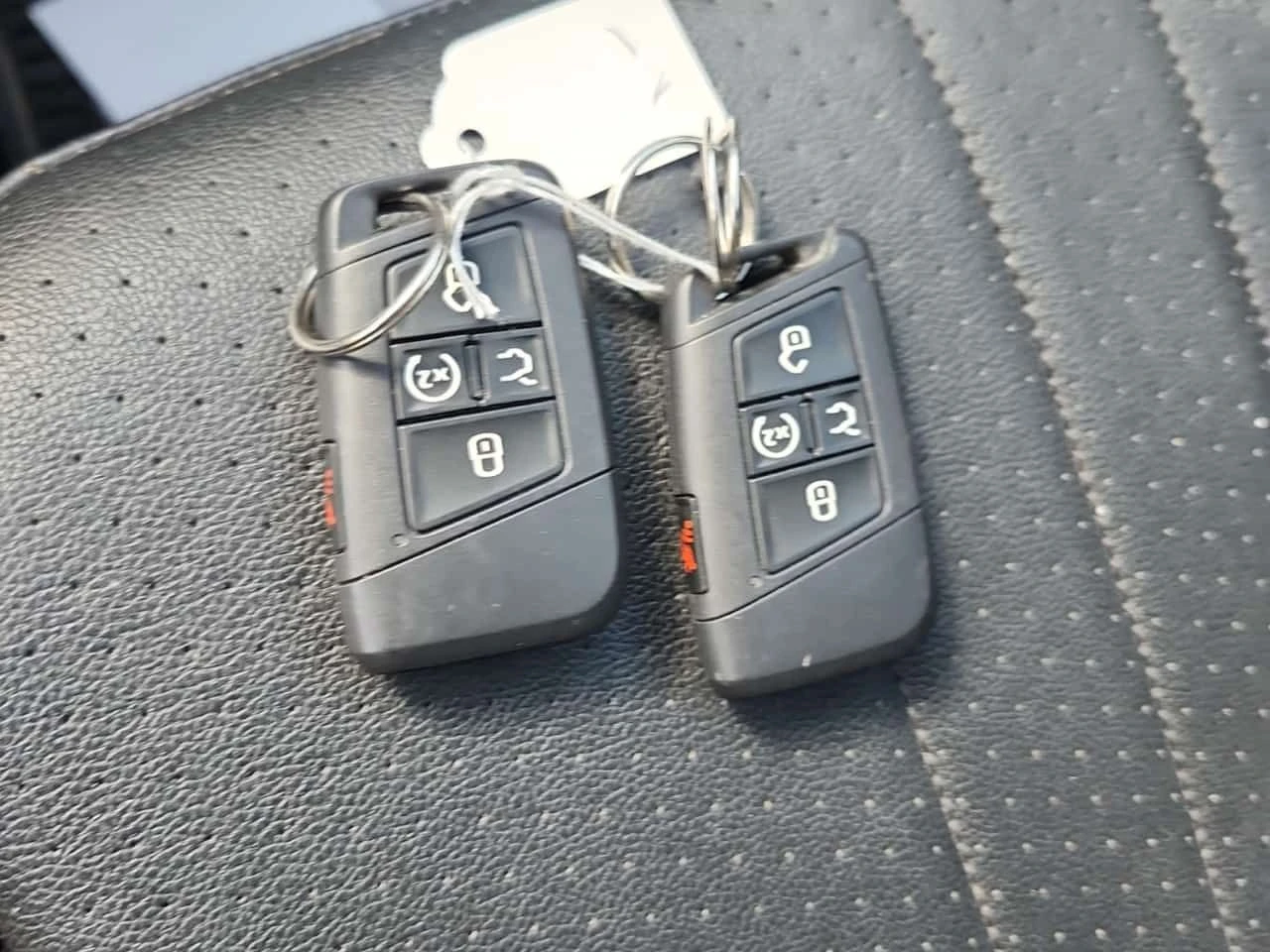 VW Tiguan * 4motion Comfortline * ДВА КЛЮЧА* , снимка 8 - Автомобили и джипове - 54265770