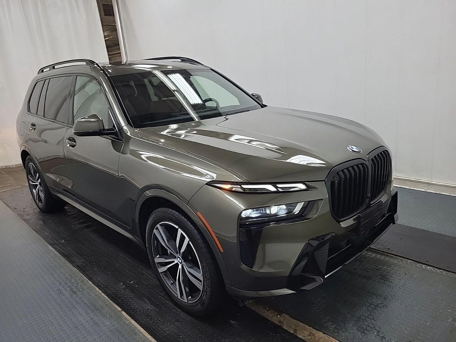 BMW X7 * * CARFAX * * ���� ������ * * ���� �� �� * *  | Mobile.bg � ����������� 2
