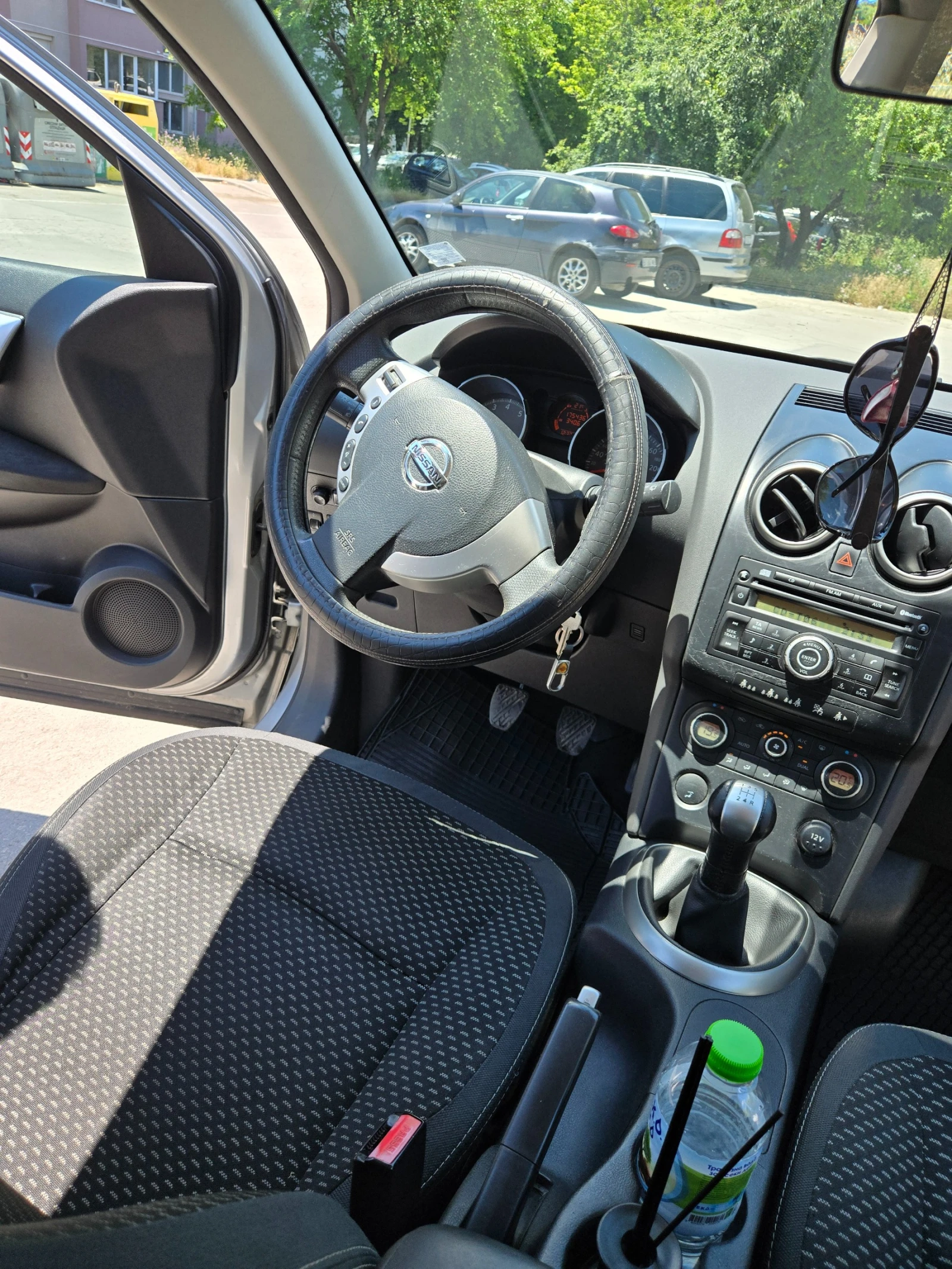 Nissan Qashqai, снимка 7 - Автомобили и джипове - 55046329