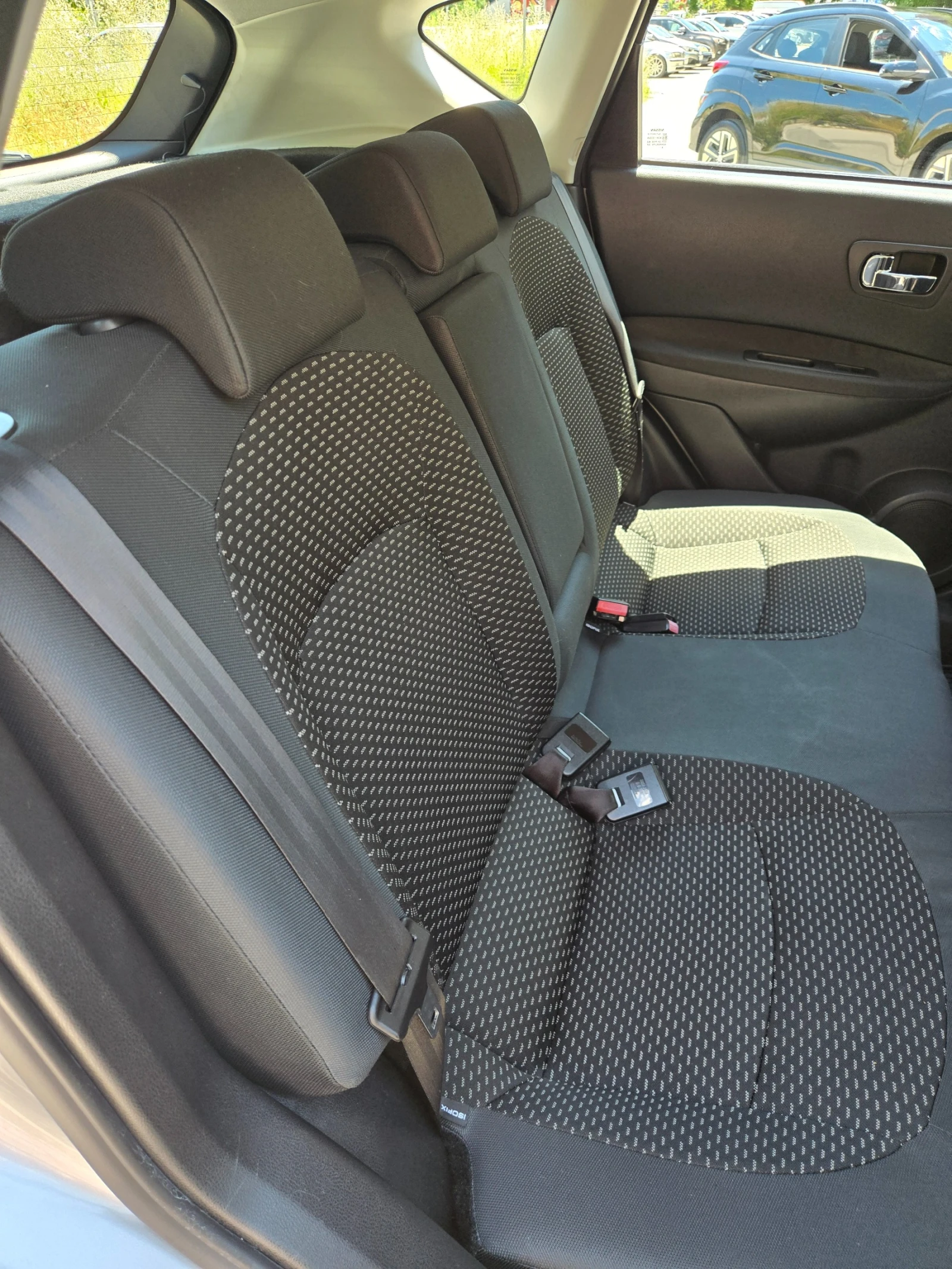 Nissan Qashqai, снимка 6 - Автомобили и джипове - 55046329