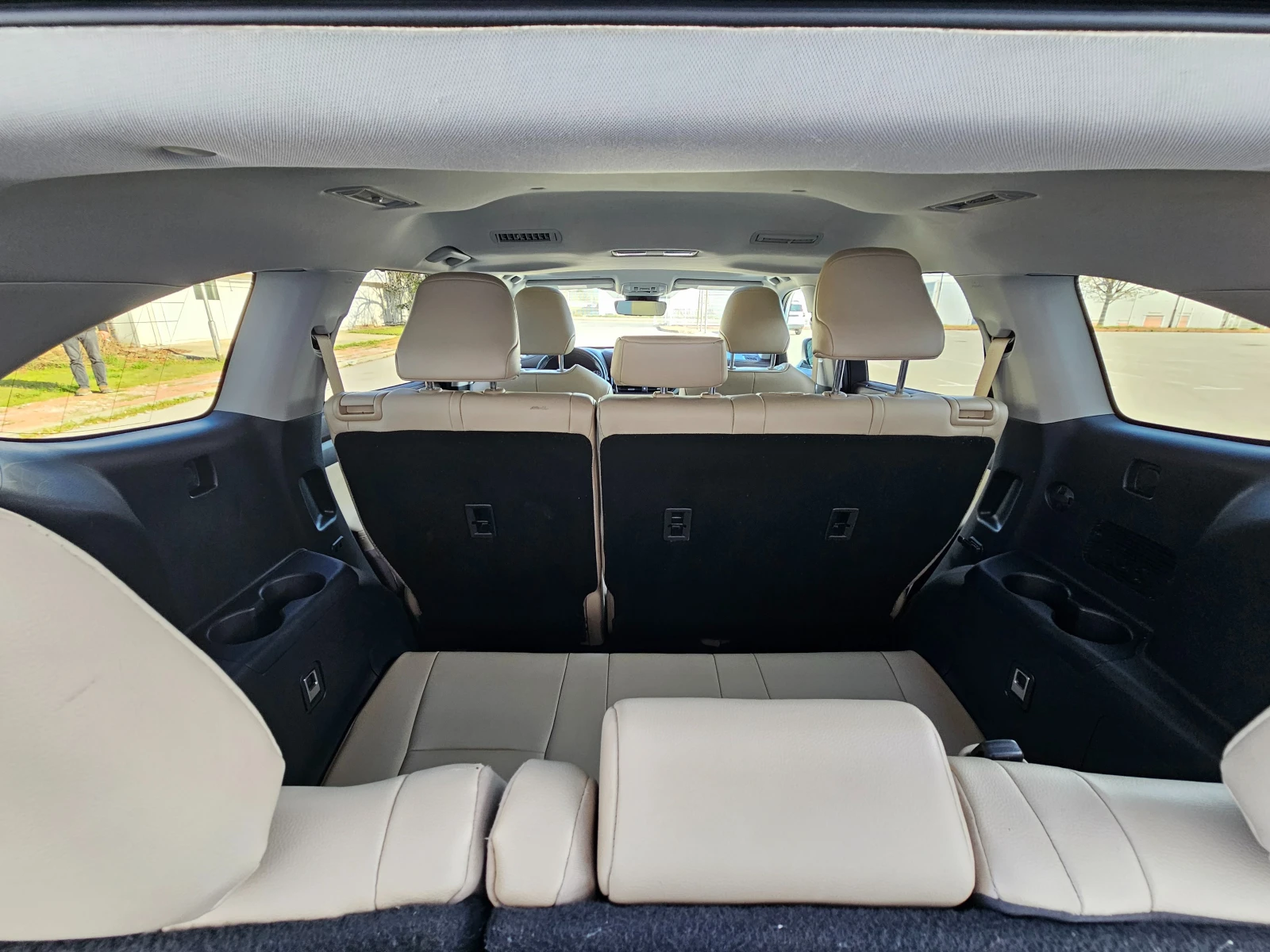 Toyota Highlander 3.5AWD XLE 7+ 1, снимка 11 - Автомобили и джипове - 55212621