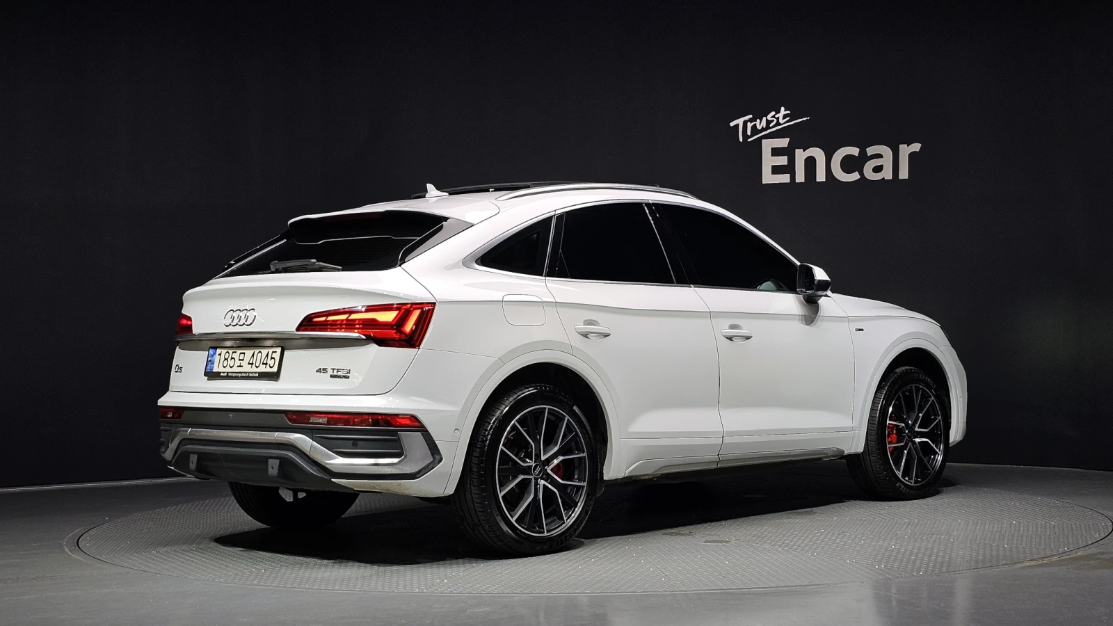 Audi Q5 45 tfsi quattro sportback premium , снимка 3 - Автомобили и джипове - 55370490