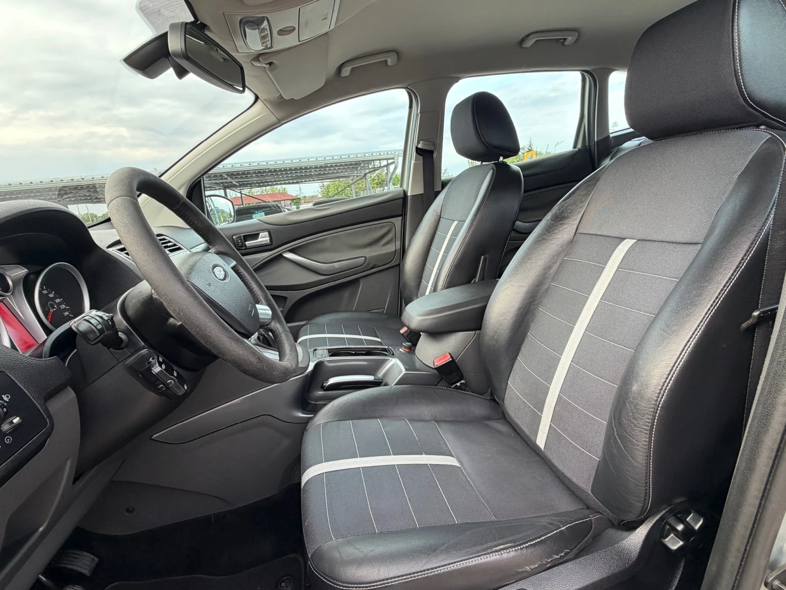 Ford Kuga 2.0TDCI АВТОМАТ ИТАЛИЯ, снимка 7 - Автомобили и джипове - 55414412