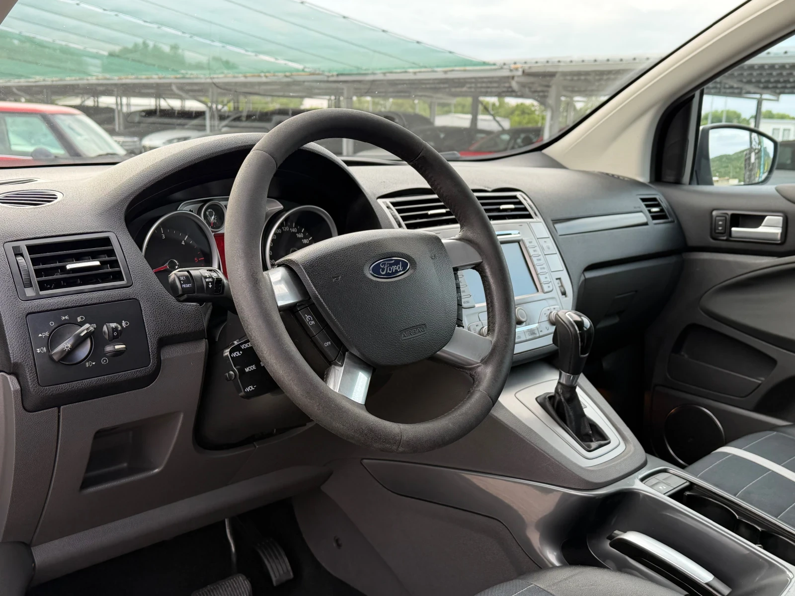 Ford Kuga 2.0TDCI АВТОМАТ ИТАЛИЯ, снимка 6 - Автомобили и джипове - 55414412