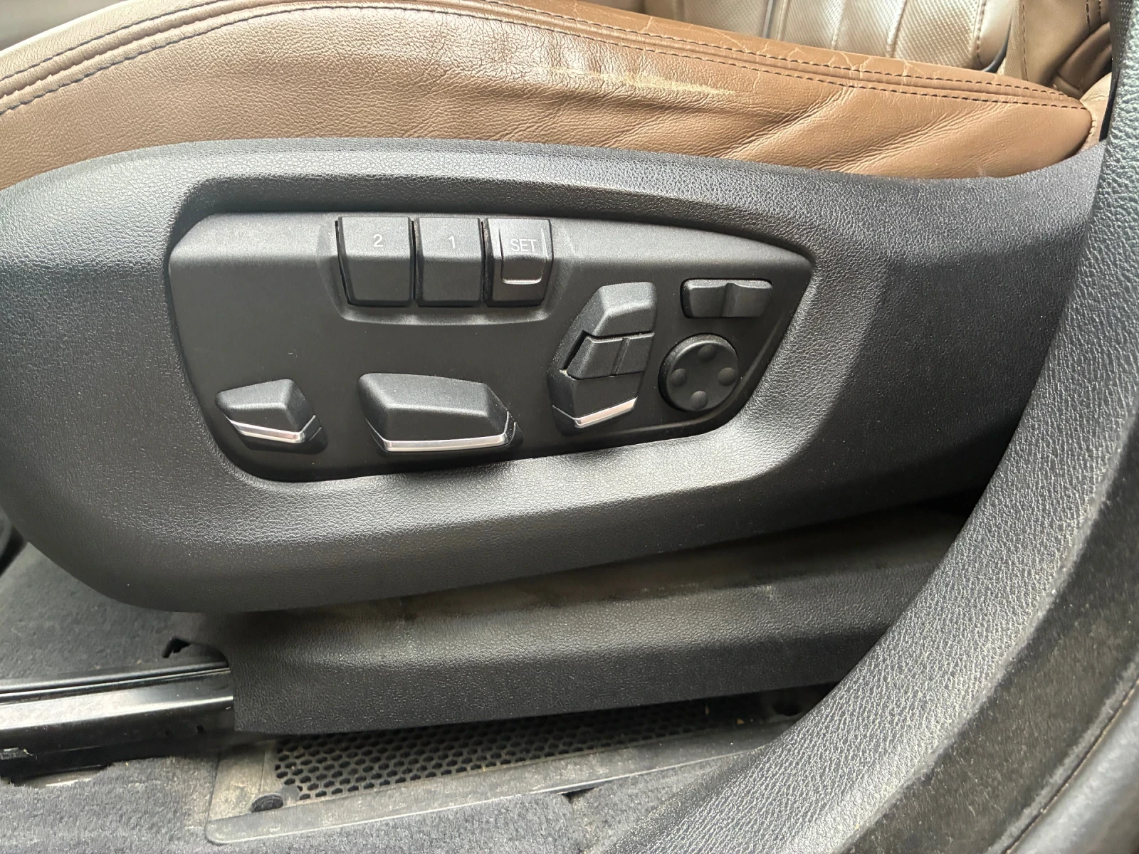 BMW X6 Individual, снимка 8 - Автомобили и джипове - 56638442