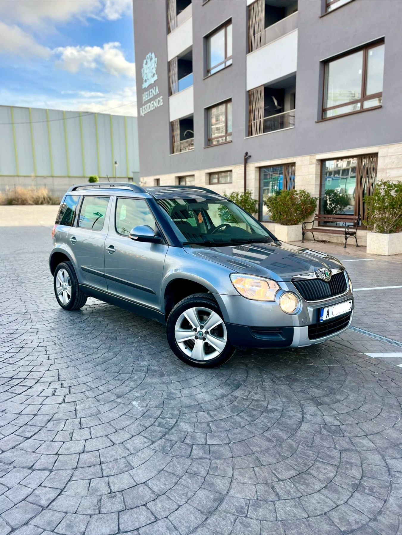 Skoda Yeti 2.0TDI Цялостно Обслужена* NAVI* Подгрев* Темпомат