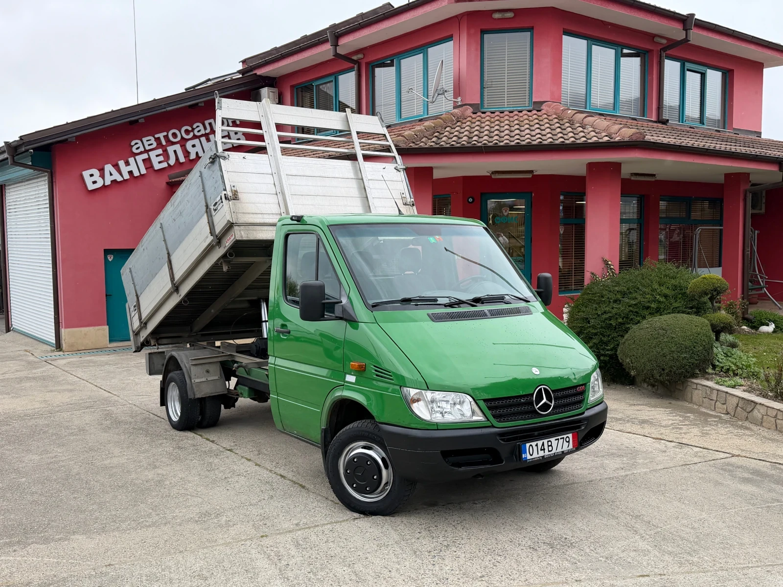 Mercedes-Benz Sprinter 413 CDI* Тристранен самосвал* 3.20 метра кош | Auto.bg — изображение 1