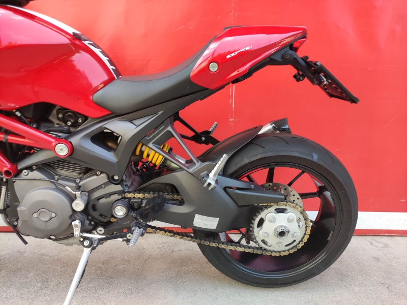 Ducati Monster 1100 EVO  ABS LIZING, снимка 15 - Мотоциклети и мототехника - 37534296