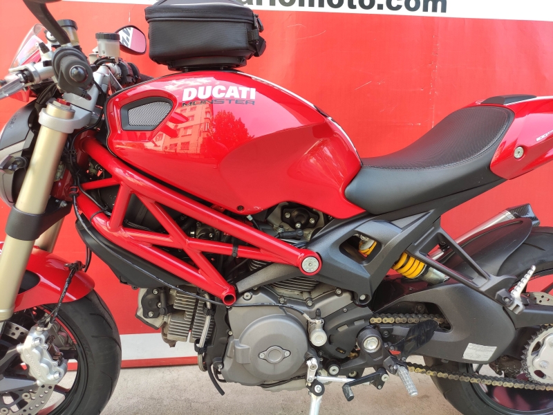 Ducati Monster 1100 EVO  ABS LIZING, снимка 14 - Мотоциклети и мототехника - 37534296