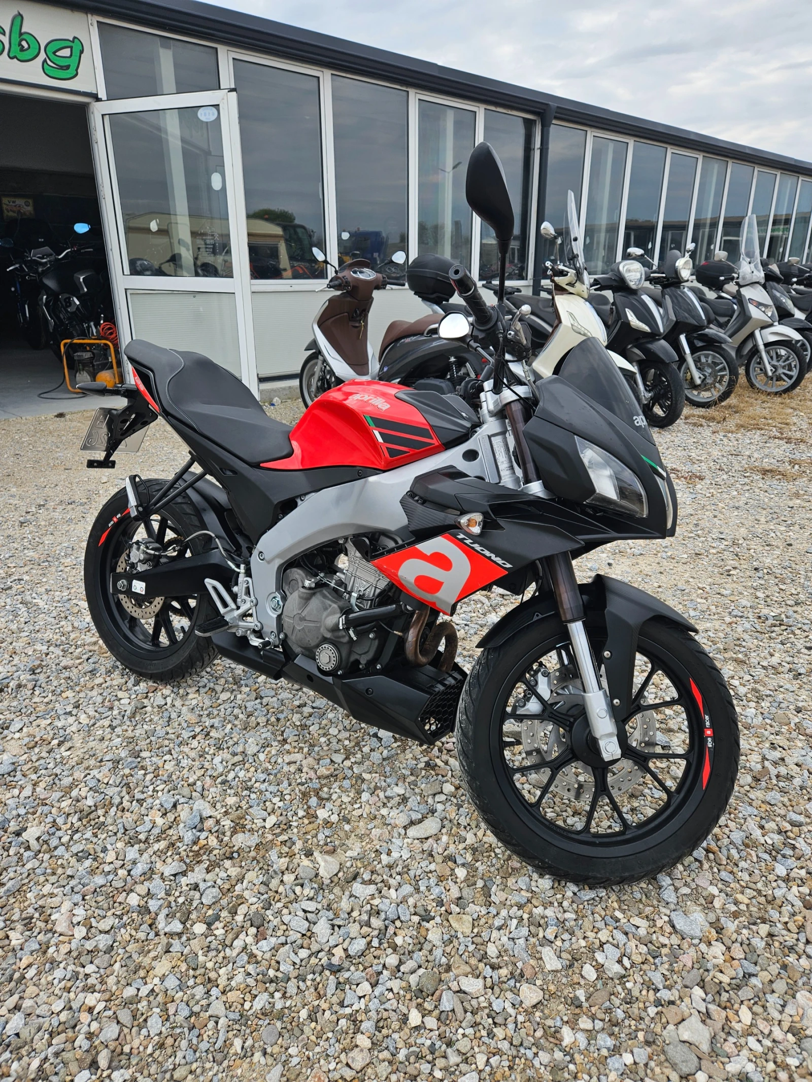 Aprilia Tuono Лизинг Бартер