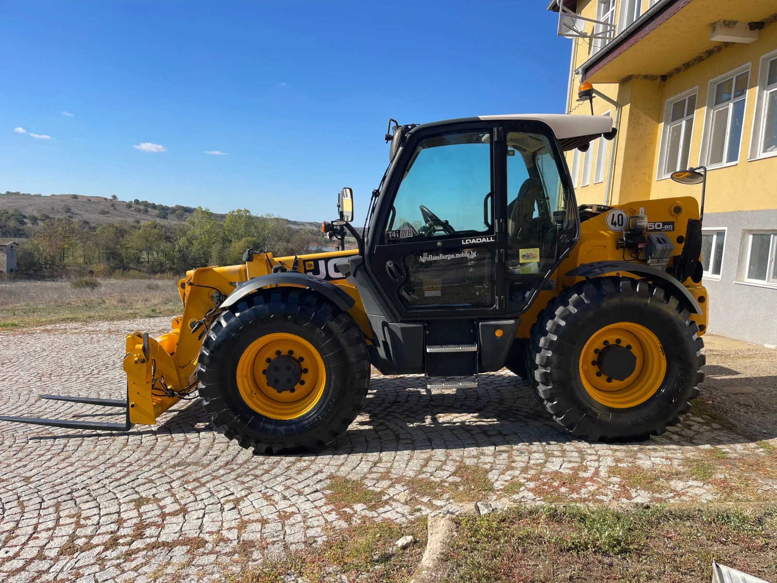 Телескопичен товарач JCB 550-80 AGRI PLUS ОБСЛУЖЕН ЛИЗИНГ - изображение 4